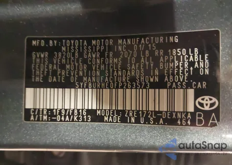 2015 Toyota Corolla Le z USA, uszkodzony, nr VIN 5YFBURHE0FP263573